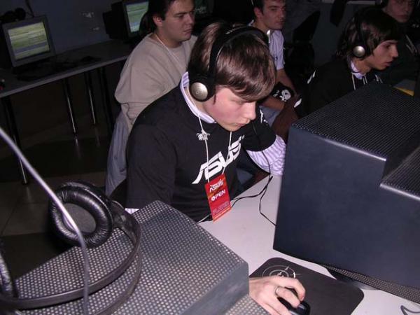 me @ Asus Autumn 2k5